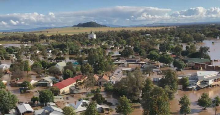 Eugowra flood: Woman tells how she saved daughter, newborn from flash flood