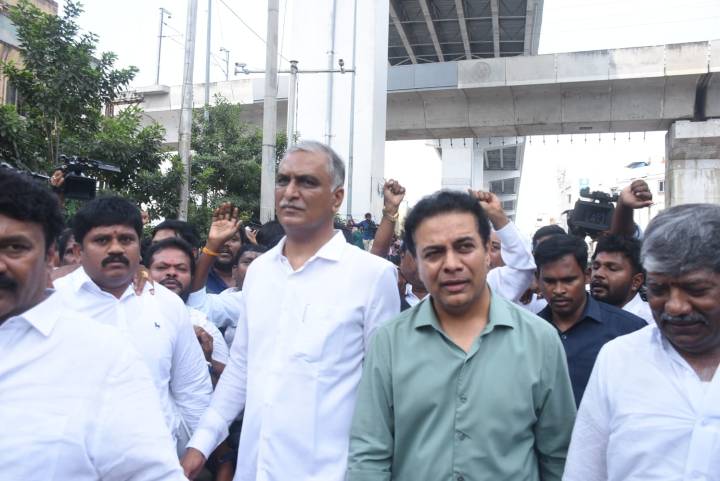 Tension at Bus Bhavan as BRS Leaders Protest RTC Fare Hike