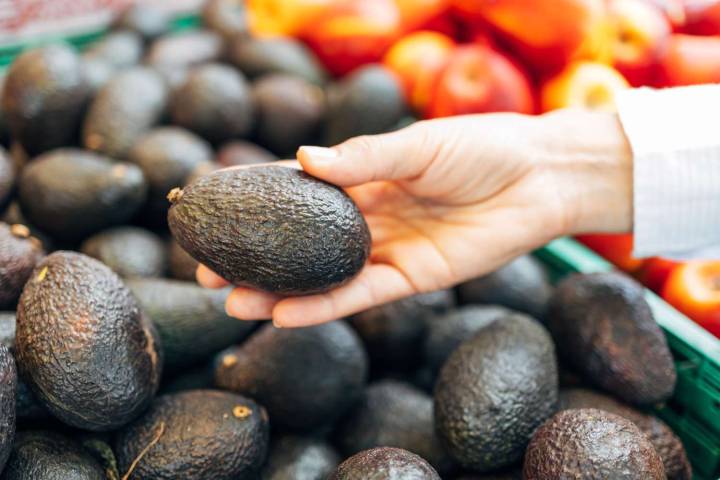 What Happens to Your Blood Sugar When You Eat Avocados Regularly