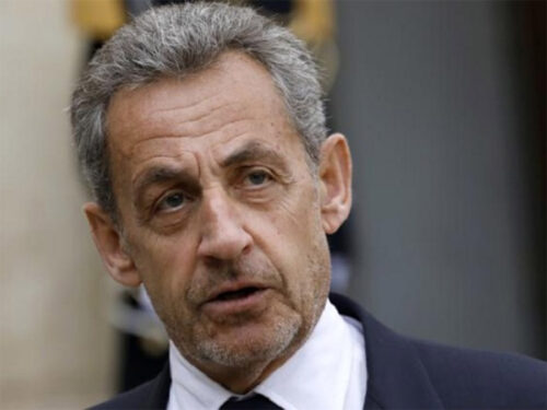 Ingresa a prisión expresidente francés, un hecho sin precedentes
