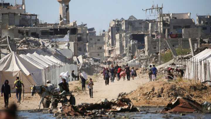 Israel amenaza con reanudar la ofensiva ante demoras de Hamas en la entrega de cuerpos