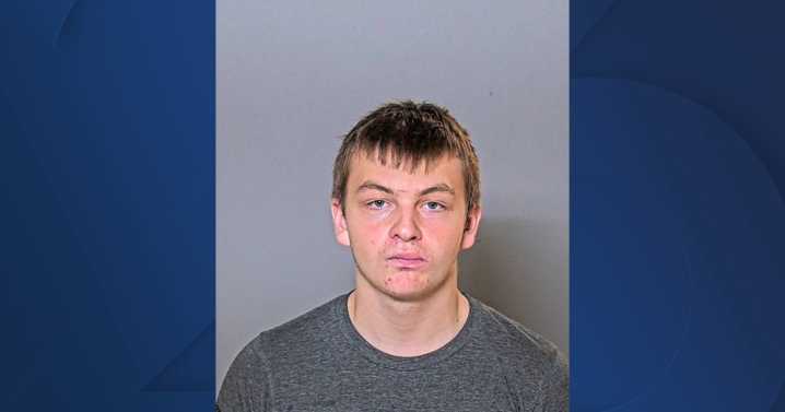 18-year-old charged in connection to deadly crash in Appleton, $100,000 bond set