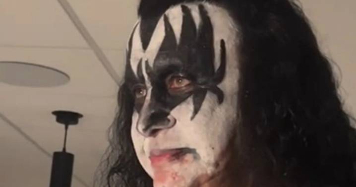 Preocupación por Gene Simmons, el líder de Kiss: se desmayó al volante