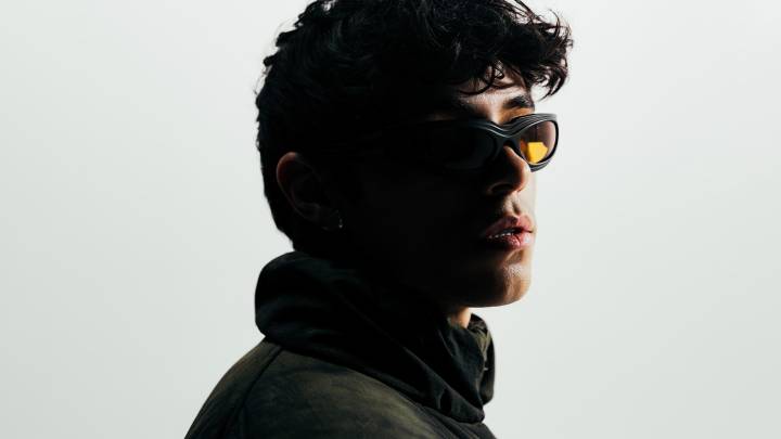 Mexican Star Hoyer Releases Debut Album 'Home to Myself': Listen