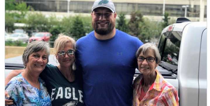 Lane Johnson's Season of Strong Mental Health: DOROT