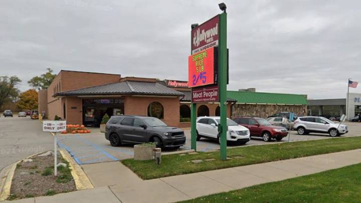 Hollywood Markets in Troy holds store closing sale: What to know