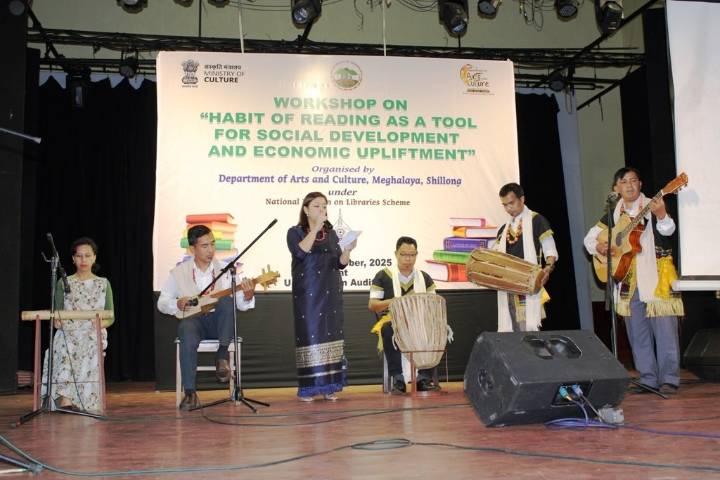 Workshop on habit of reading held in City