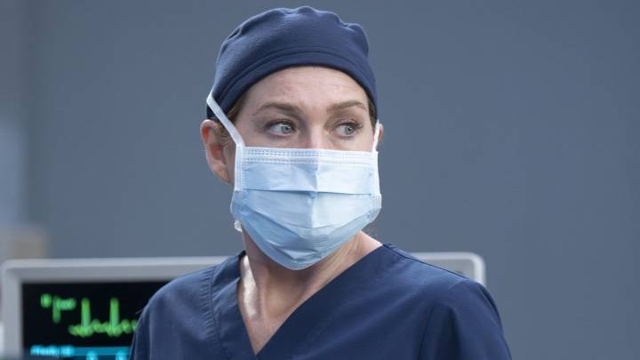 ‘It Was Challenging For Me’: Grey’s Anatomy Star Gets Real About Working With Ellen Pompeo On Big Surgery Scene