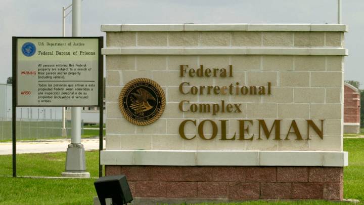 Florida corrections officer arrested on sexual abuse of inmate, bribery charges