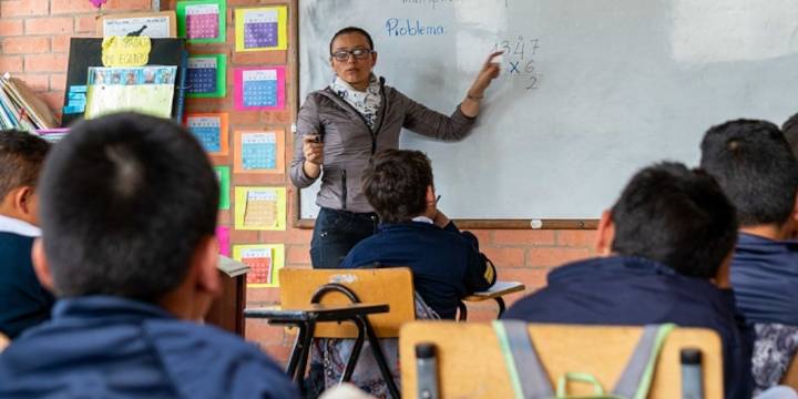 Ministerio de Educación definió nuevas etapas y requisitos para el proceso de traslados docentes en 2026 en todo el país: conozca los detalles