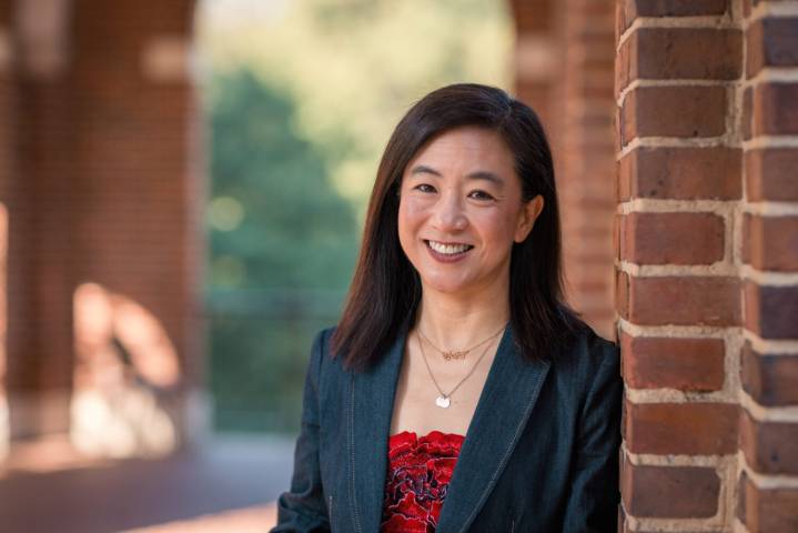 Houston-raised political scientist Hahrie Han receives MacArthur Genius Grant – Houston Public Media