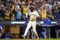 Brewers' Chourio hits 3-run homer in Game 2 of NLDS after hurting his hamstring in series opener1