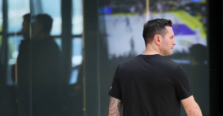 Lakers Training Camp Notebook: Obsession is the motto for the team