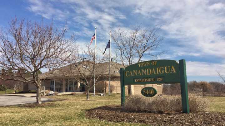 Incumbent, business owner square off for Canandaigua town supervisor