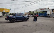 Una camioneta embistió a un ciclista esta mañana en Trelew