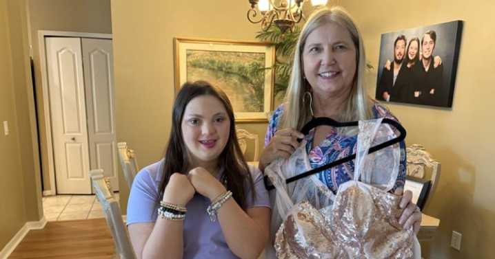 Tampa girl walks the runway in Global Down Syndrome Foundation fashion show