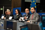 «Colombia está en riesgo de perder su democracía» así lo denunció la senadora Cabal ante la UE