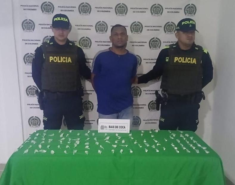 Cayó el ‘Topacio’ vendiendo droga a las afueras de una iglesia en San Cristóbal