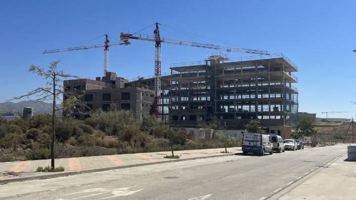 Destinan 14 parcelas en Málaga para construir más de 1.000 viviendas protegidas para jóvenes