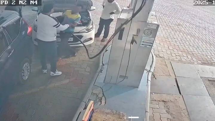 Rajasthan: Petrol pump employees arrested for slapping back SDM