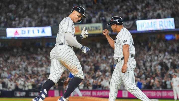 Aaron Judge mantiene con vida a Yankees en la Serie Divisional