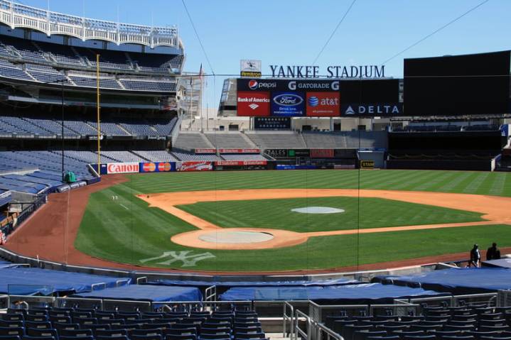 2025 MLB Gold Glove Finalists Announced with Yankees, Mets, and Phillies Players Selected