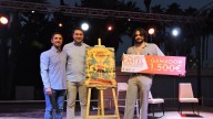 La obra 'Baile de las Águilas' de Víctor Quiñonero, elegida Cartel del Carnaval de Águilas 2026