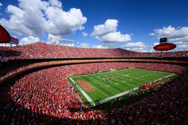 What to know before heading to Arrowhead for the Chiefs vs Commanders game