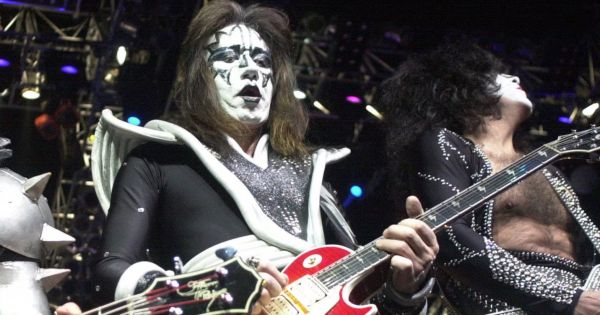 [QEPD] Murió Ace Frehley, el legendario guitarrista de Kiss: el terrible parte médico