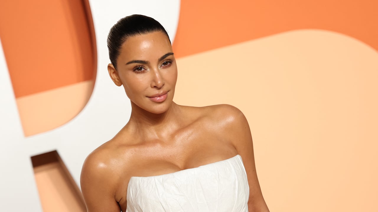 Kim Kardashian revela que sufrió un aneurisma cerebral y lo asocia al estrés de su divorcio con Kanye West