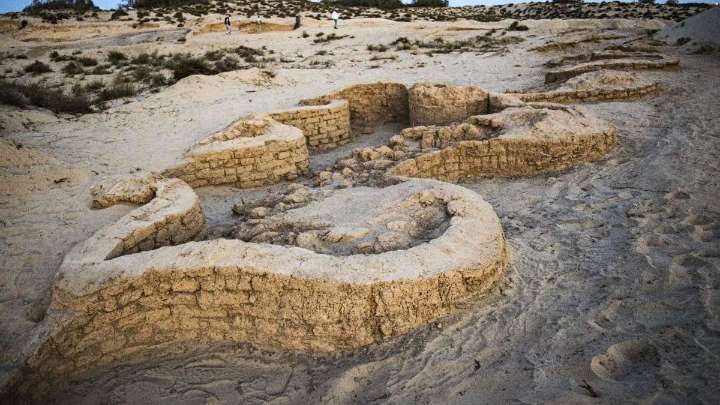 Descubrimiento de una gigantezca fortaleza militar impresiona a los arqueólogos