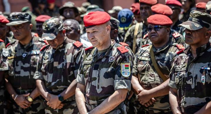 Madagascar: Gendarmería pide perdón por la fuerza excesiva contra los manifestantes | Intento de golpe de Estado | Andry Rajoelina 