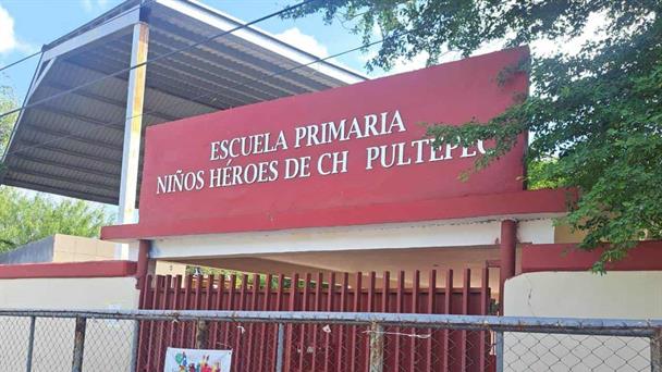 Cierran dos escuelas, pero la enseñanza sigue
