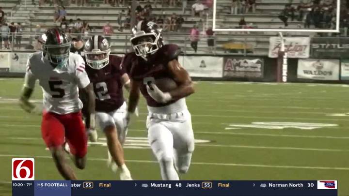 Jenks star Kaydin 'KD' Jones shatters records with 8 touchdowns, 445 rushing yards in win over Mustang