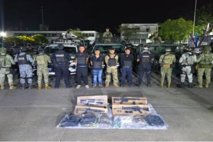 Detienen a cuatro presuntos extorsionadores en Tabasco