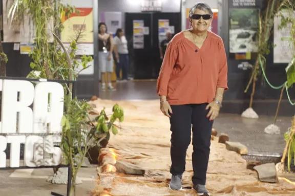 Glamour con identidad misionera, así brilló la alfombra colorada en Oberá en Cortos