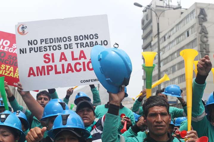 Comisión de Energía y Minas propone extender el Reinfo hasta diciembre de 2026 y reincorporar a mineros excluidos