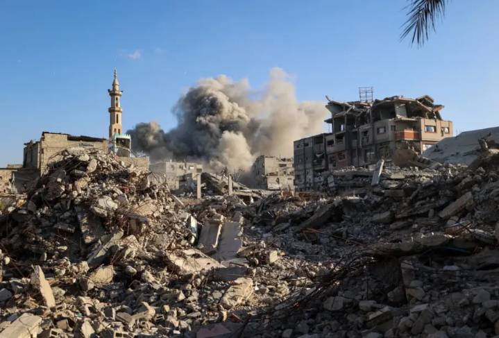 Israel dice que realizó nuevos ataques en el sur de la Franja de Gaza