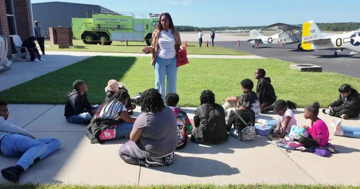Virginia students explore World War II history through Tuskegee Airmen exhibit