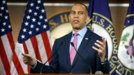 Hakeem Jeffries calls Trump behavior 'unhinged' amid government shutdown