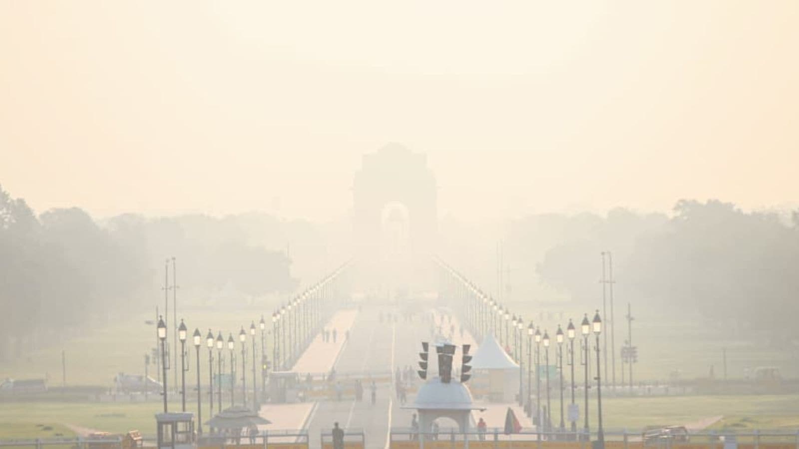 Air quality dips across north India as winter nears; Delhi among most polluted cities