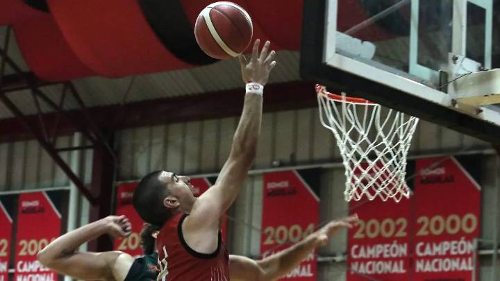 Los equipos poblanos sufren un arranque irregular en Liga ABE