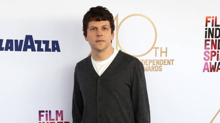 Jesse Eisenberg donating a kidney to a total stranger