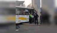 SJL: falla mecánica habría provocado que bus se estrelle contra estructura de la Línea 1 del Metro