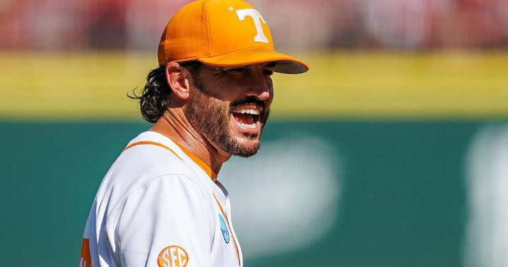 San Francisco Giants hiring University of Tennessee coach Tony Vitello as next manager in historic first