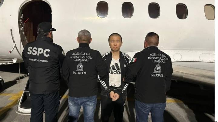 Entrega México a EU a Zhi Dong Zhang, capo del fentanilo, detenido en Cuba