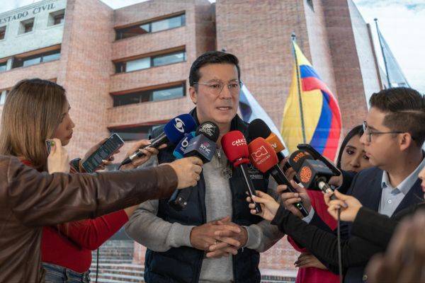 Registraduría reporta normalidad en la jornada de consultas de los partidos políticos en Colombia