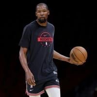 Durant agrees to NBA Rockets two-year $90 mln extension: reports