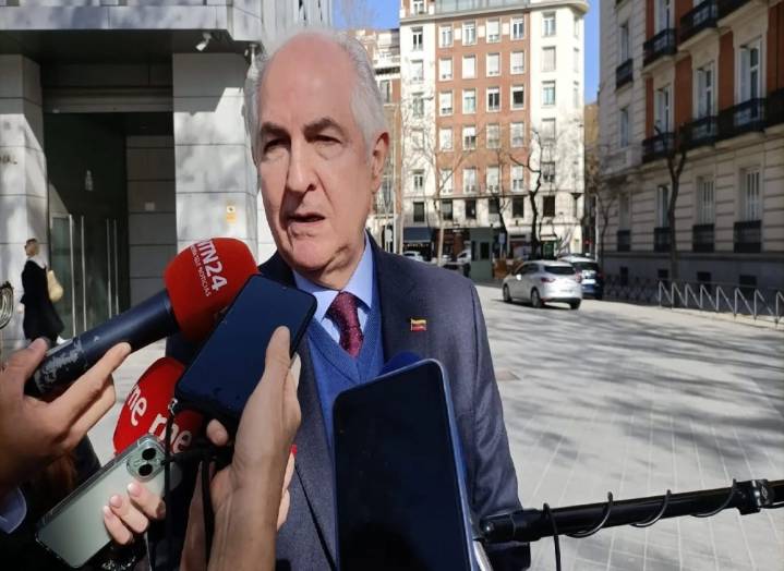 Opositores venezolanos exiliados en España denuncian amenazas de Diosdado Cabello