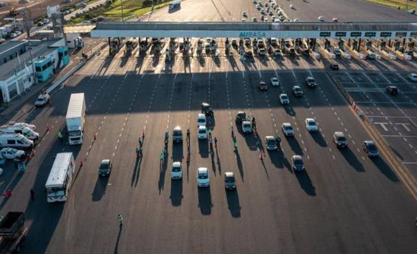 Cobros con lector de patentes en la Autopista La Plata